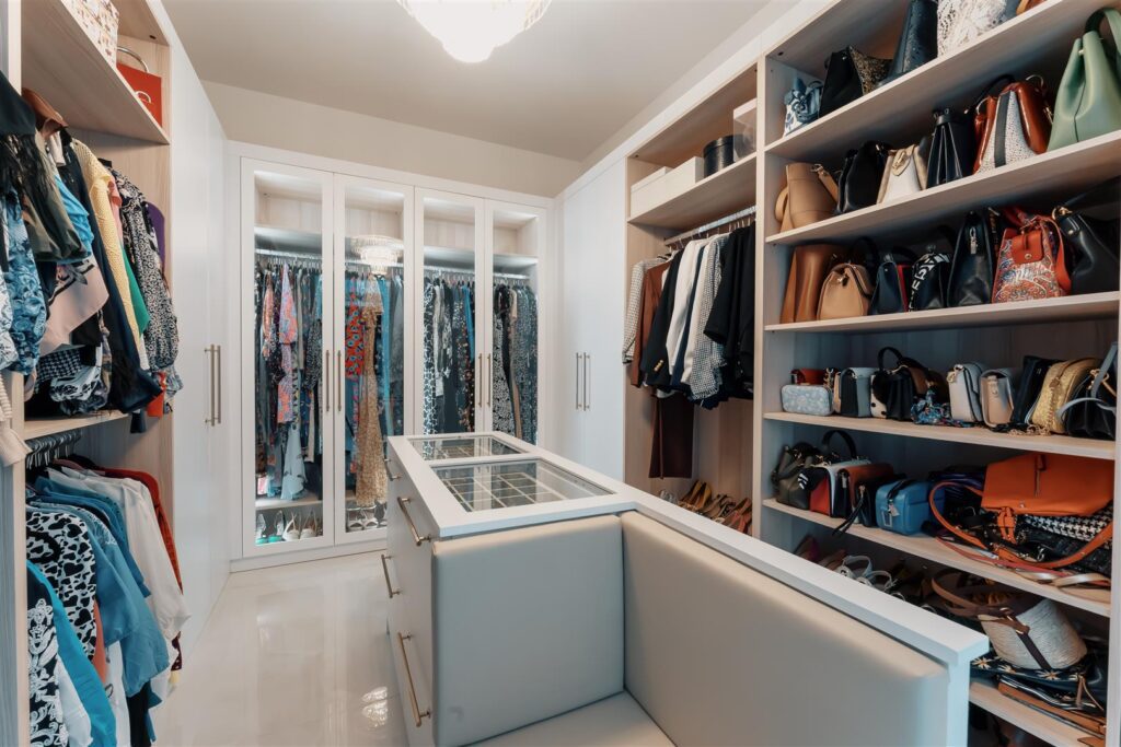 Custom Closets Designers in Golf FL